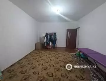 1-комнатная квартира, этаж 3 из 9, 45 м²