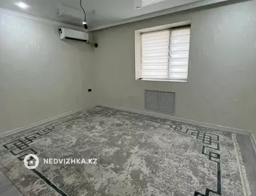 2-комнатная квартира, этаж 3 из 5, 60 м²