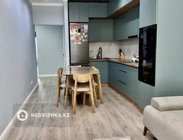 3-комнатная квартира, этаж 13 из 13, 79 м²