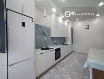 2-комнатная квартира, этаж 4 из 10, 78 м²