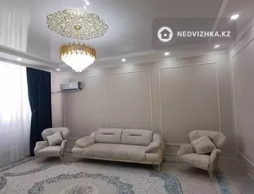 2-комнатная квартира, этаж 5 из 10, 76 м²