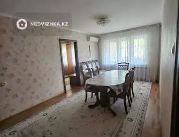 4-комнатная квартира, этаж 3 из 5, 78 м²