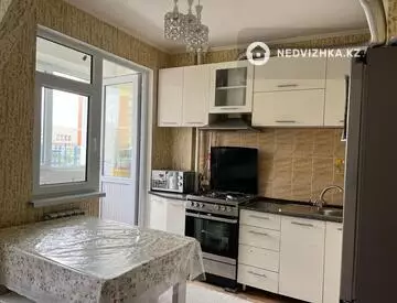 1-комнатная квартира, этаж 2 из 9, 32 м²