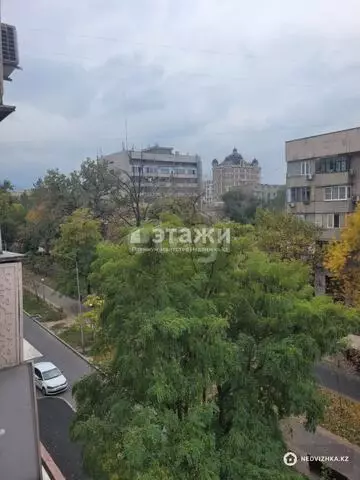 3-комнатная квартира, этаж 4 из 5, 91 м²