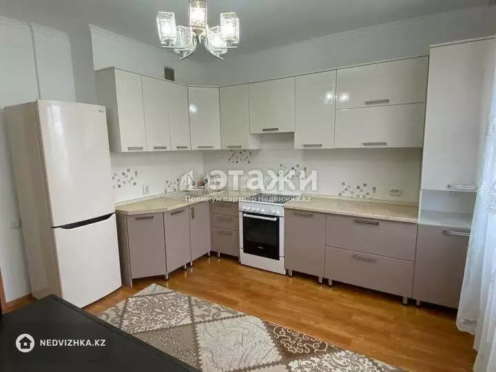 76 м², 2-комнатная квартира, этаж 9 из 12, 76 м², изображение - 1