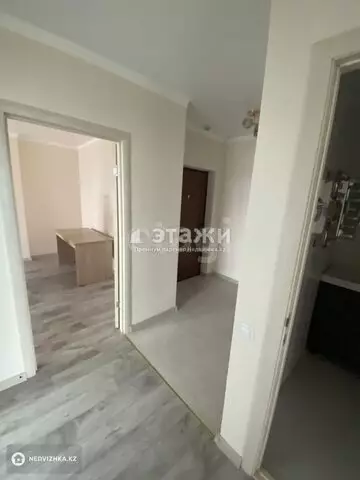 4-комнатная квартира, этаж 7 из 21, 80 м²