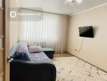 1-комнатная квартира, этаж 1 из 5, 50 м², посуточно