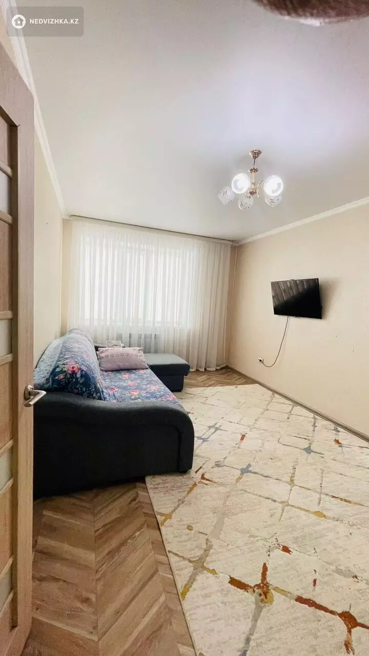 50 м², 1-комнатная квартира, этаж 1 из 5, 50 м², посуточно, изображение - 1