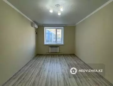 1-комнатная квартира, этаж 1 из 5, 38 м²