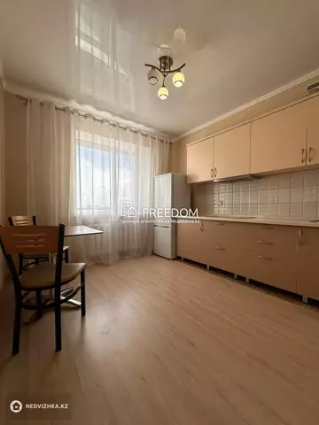 1-комнатная квартира, этаж 7 из 8, 40 м²