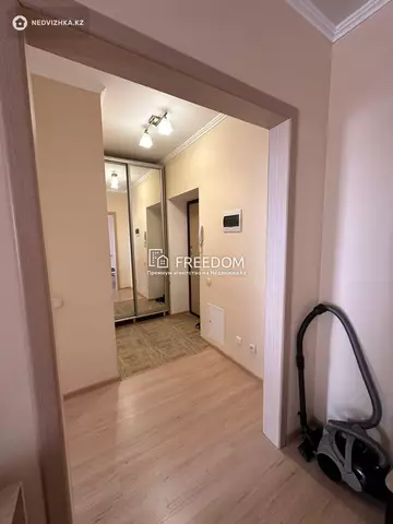 1-комнатная квартира, этаж 7 из 8, 40 м²