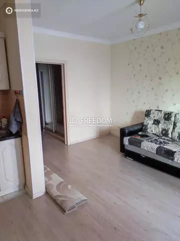 1-комнатная квартира, этаж 2 из 7, 32 м²