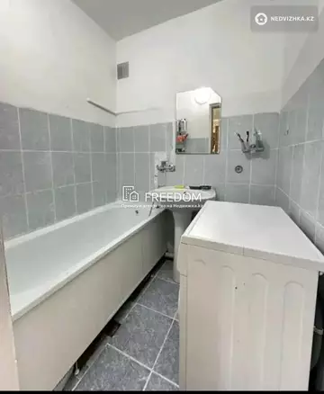 3-комнатная квартира, этаж 5 из 5, 58 м²