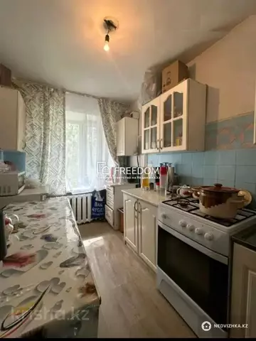 3-комнатная квартира, этаж 5 из 5, 58 м²