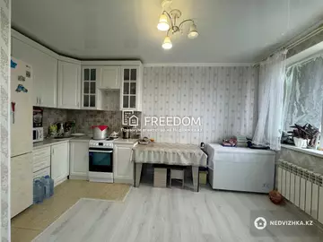 1-комнатная квартира, этаж 10 из 14, 37 м²