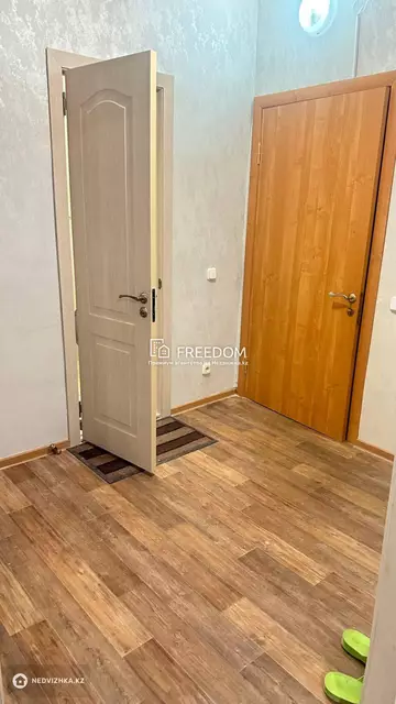 1-комнатная квартира, этаж 9 из 10, 48 м²