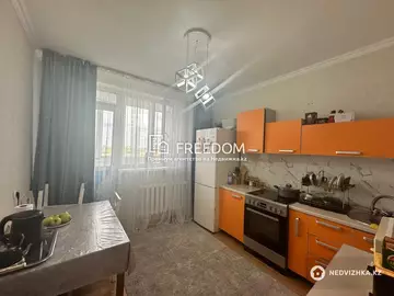 3-комнатная квартира, этаж 4 из 12, 85 м²