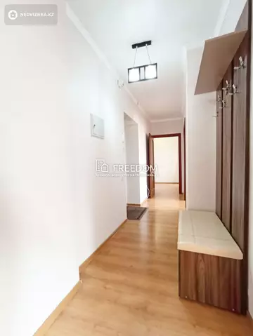 2-комнатная квартира, этаж 2 из 12, 54 м²