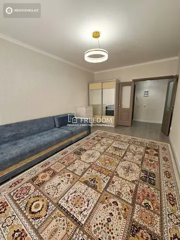 1-комнатная квартира, этаж 2 из 8, 40 м²