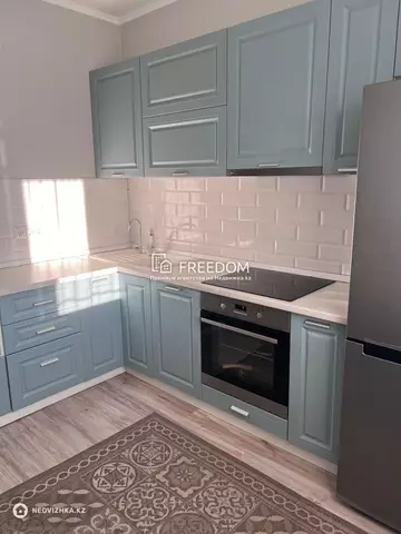 60 м², 2-комнатная квартира, этаж 2 из 8, 60 м², изображение - 1