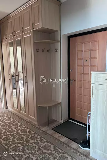 60 м², 2-комнатная квартира, этаж 2 из 8, 60 м², изображение - 2