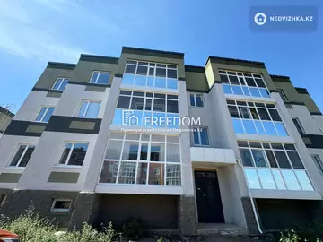 1-комнатная квартира, этаж 3 из 3, 34 м²