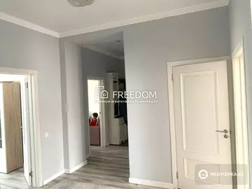 4-комнатная квартира, этаж 9 из 10, 112 м²