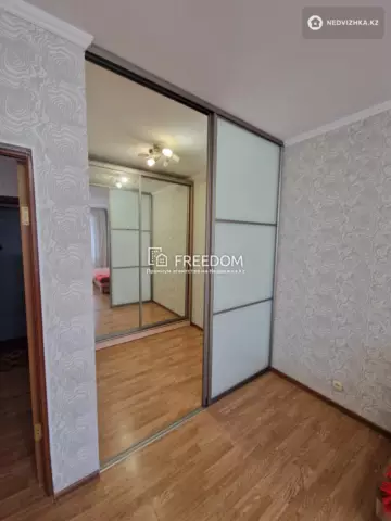 1-комнатная квартира, этаж 6 из 9, 50 м²