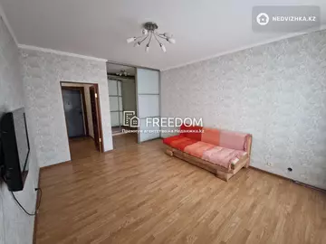 1-комнатная квартира, этаж 6 из 9, 50 м²