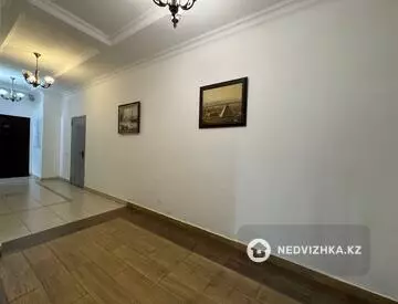 4-комнатная квартира, этаж 2 из 7, 170 м²