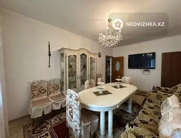 4-комнатная квартира, этаж 2 из 5, 100 м²