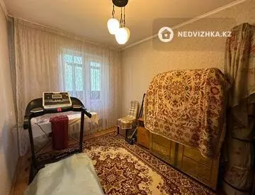 4-комнатная квартира, этаж 2 из 5, 100 м²