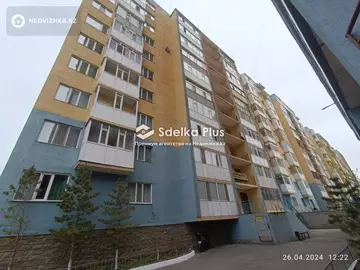 3-комнатная квартира, этаж 1 из 10, 56 м²