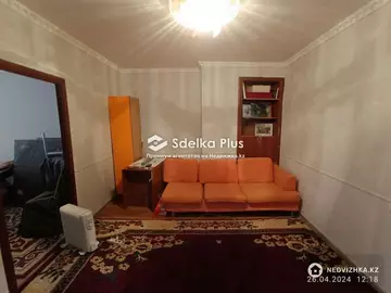 3-комнатная квартира, этаж 1 из 10, 56 м²