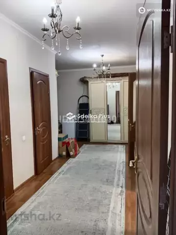 2-комнатная квартира, этаж 3 из 9, 63 м²