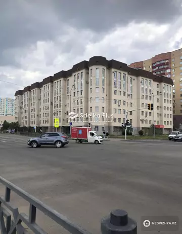 4-комнатная квартира, этаж 3 из 7, 165 м²