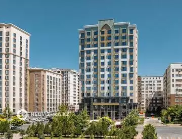 4-комнатная квартира, этаж 2 из 14, 145 м²