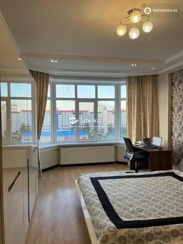 3-комнатная квартира, этаж 8 из 10, 125 м²