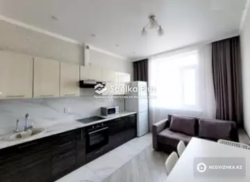 1-комнатная квартира, этаж 9 из 10, 42 м²