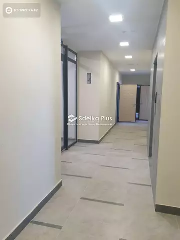 2-комнатная квартира, этаж 3 из 9, 55 м²