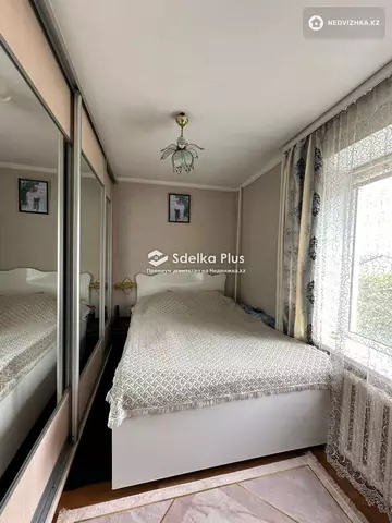 3-комнатная квартира, этаж 4 из 5, 65 м²