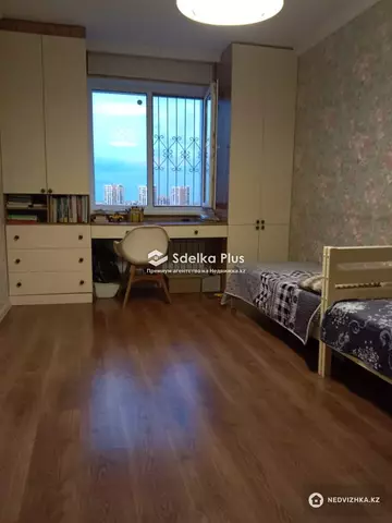 2-комнатная квартира, этаж 13 из 15, 70 м²