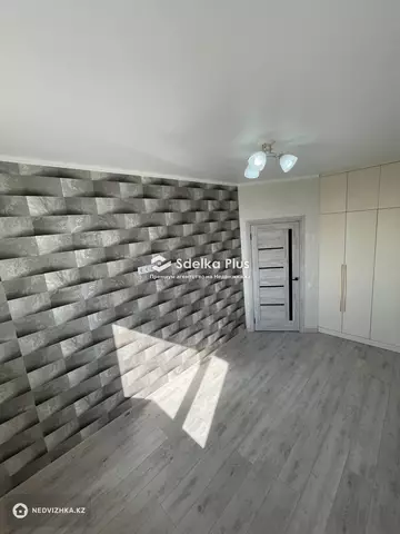 2-комнатная квартира, этаж 3 из 8, 48 м²