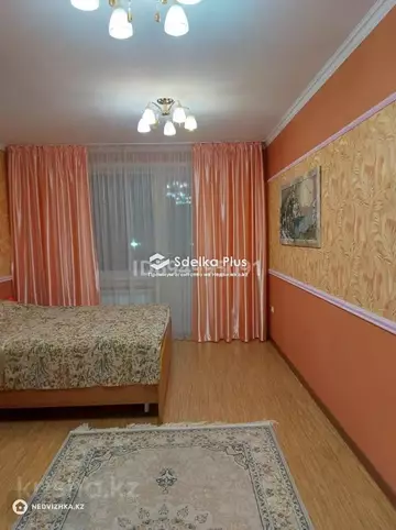 3-комнатная квартира, этаж 4 из 13, 85 м²