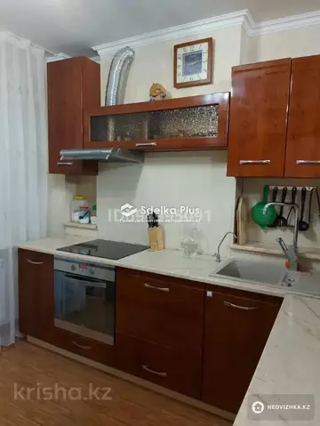 3-комнатная квартира, этаж 4 из 13, 85 м²