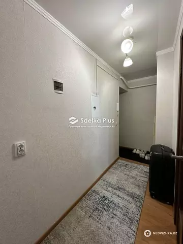 1-комнатная квартира, этаж 2 из 5, 30 м²