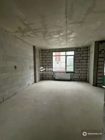 3-комнатная квартира, этаж 2 из 16, 100 м²