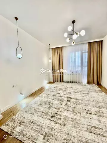 4-комнатная квартира, этаж 2 из 12, 114 м²