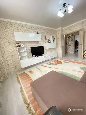 2-комнатная квартира, этаж 4 из 16, 64 м²