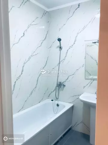 1-комнатная квартира, этаж 8 из 9, 31 м²